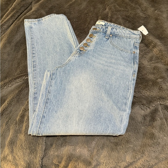 BP Be Responsible High-Rise Mom Button Fly Jeans - Picture 2 of 5